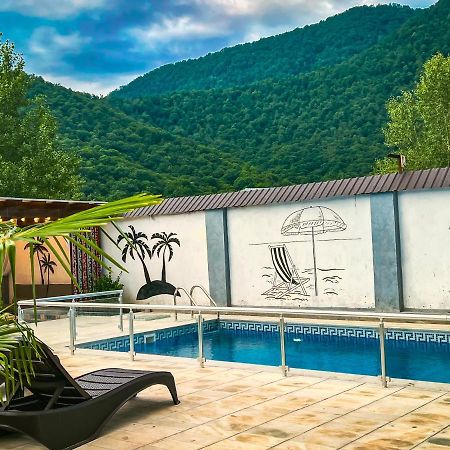 Qafqaz Family Chalet Villa Gabala Eksteriør billede